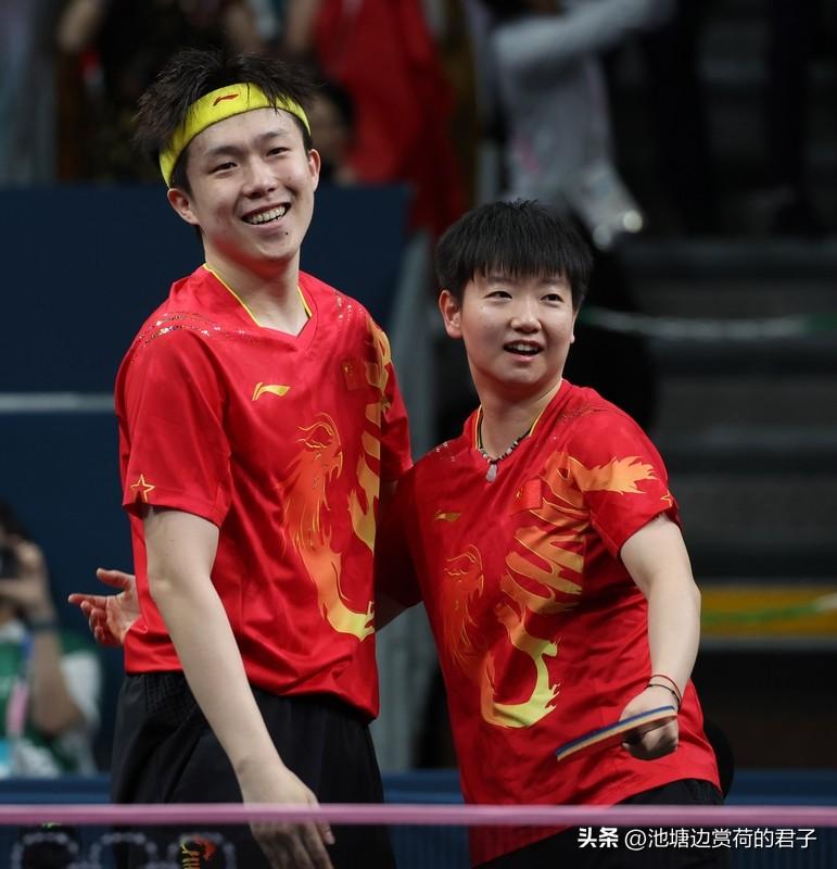 孙颖莎王楚钦单打五冠王 2026年WTT新加坡大满贯收官夜，孙颖莎和王楚钦封神了