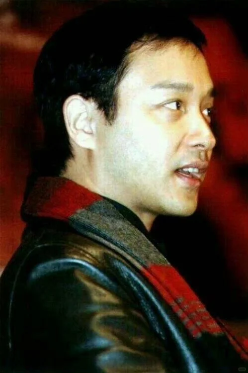 红 色 恋 人 前 晚 为 中 国 助 学 基 金 会 慈 善 首 映...