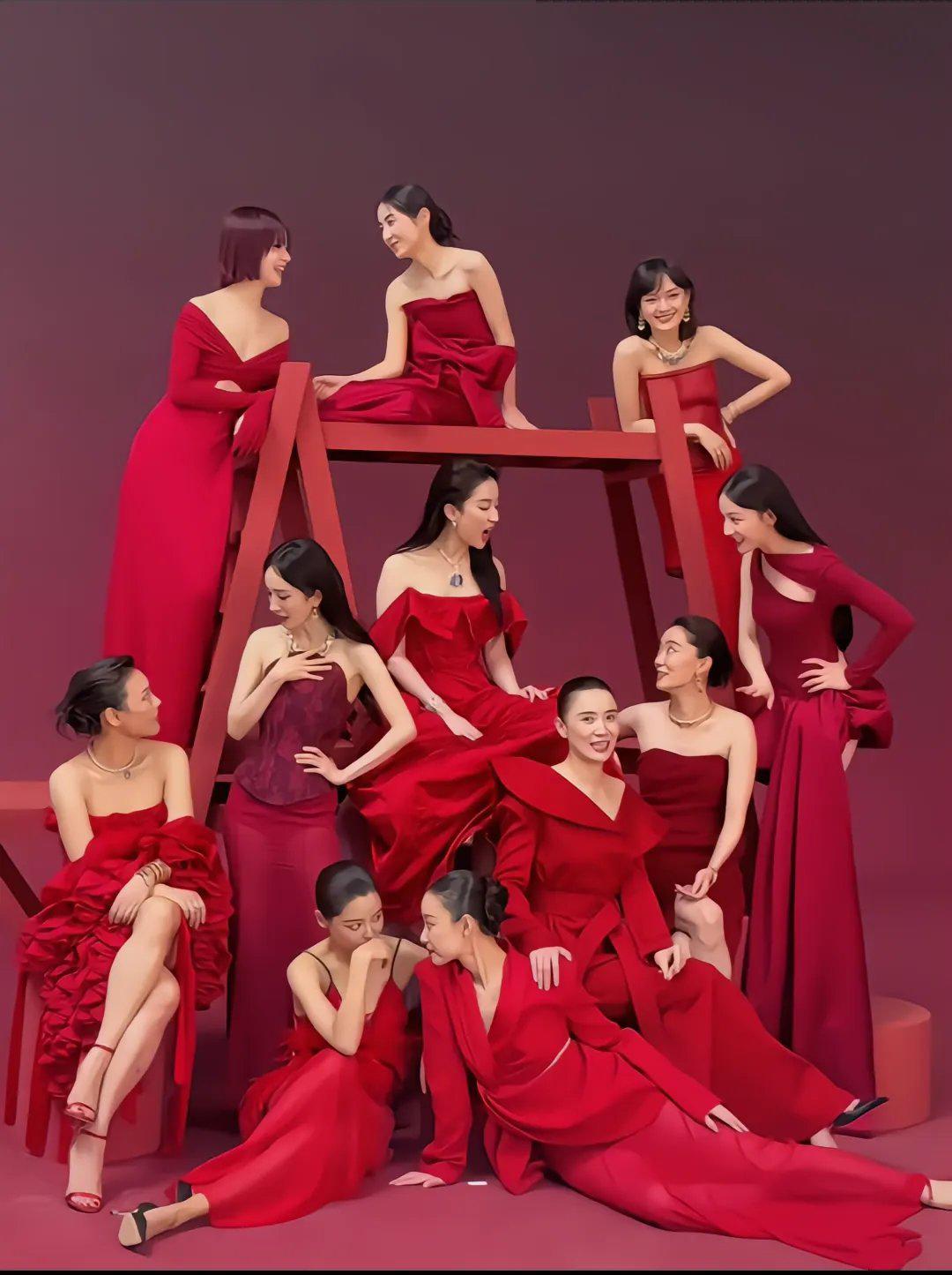 Vogue二十周年金九群封，刘亦菲站C位显“心虚”，实力不配位？

没想到Vog