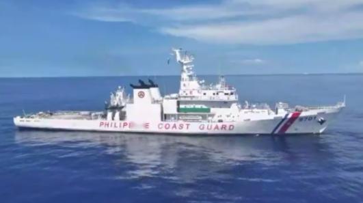 首次！加拿大巡逻舰掩护下，菲律宾海军向仙宾礁海域出动最强护卫舰，向中方冲击。当地