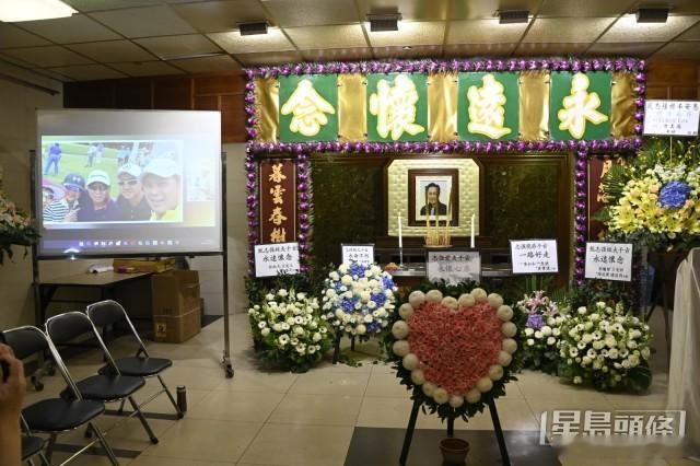 甄志強追思會丨遺孀方心媛哭成淚人 曾志偉任達華等致花牌悼念.前「亞視小生」甄志強