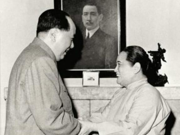 1949年，宋庆龄找毛主席求情，请求放了汪精卫的妻子陈璧君。毛主席没有拒绝，只提