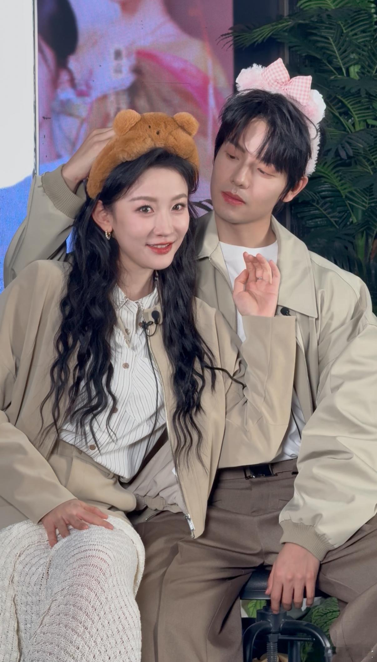 好嗑不过真CP，她在闹他在笑，曾辉真宠啊～落日雨辉 超养眼der～千金谋