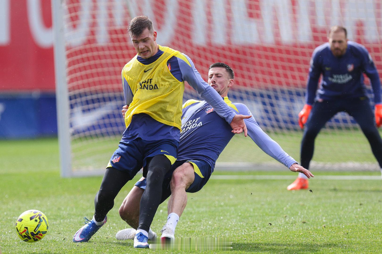 全力以赴，踢好蛇年最后一场比赛 💪 AupaAtleti🔴⚪️马德里竞技  