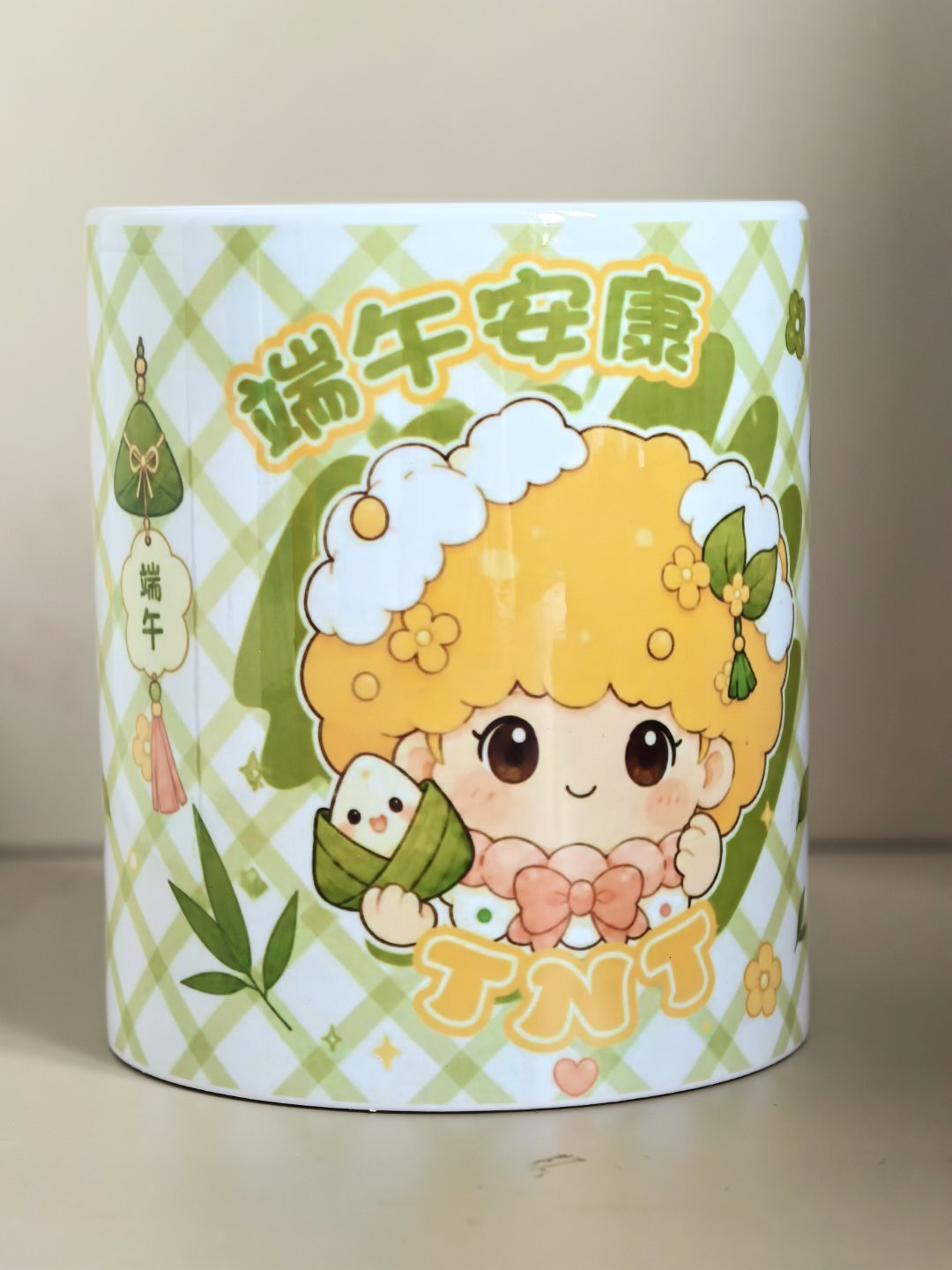 收到一个很萌的水😍