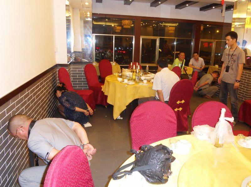 2月14日湖南娄底 ，男子参加同学聚会被“下药”，出现神志不清，意识模糊等异常现