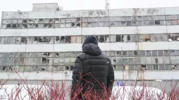 随着，俄乌冲突快四年了，乌克兰新国防部长米哈伊洛·费多罗夫爆出大问题。他称军中约