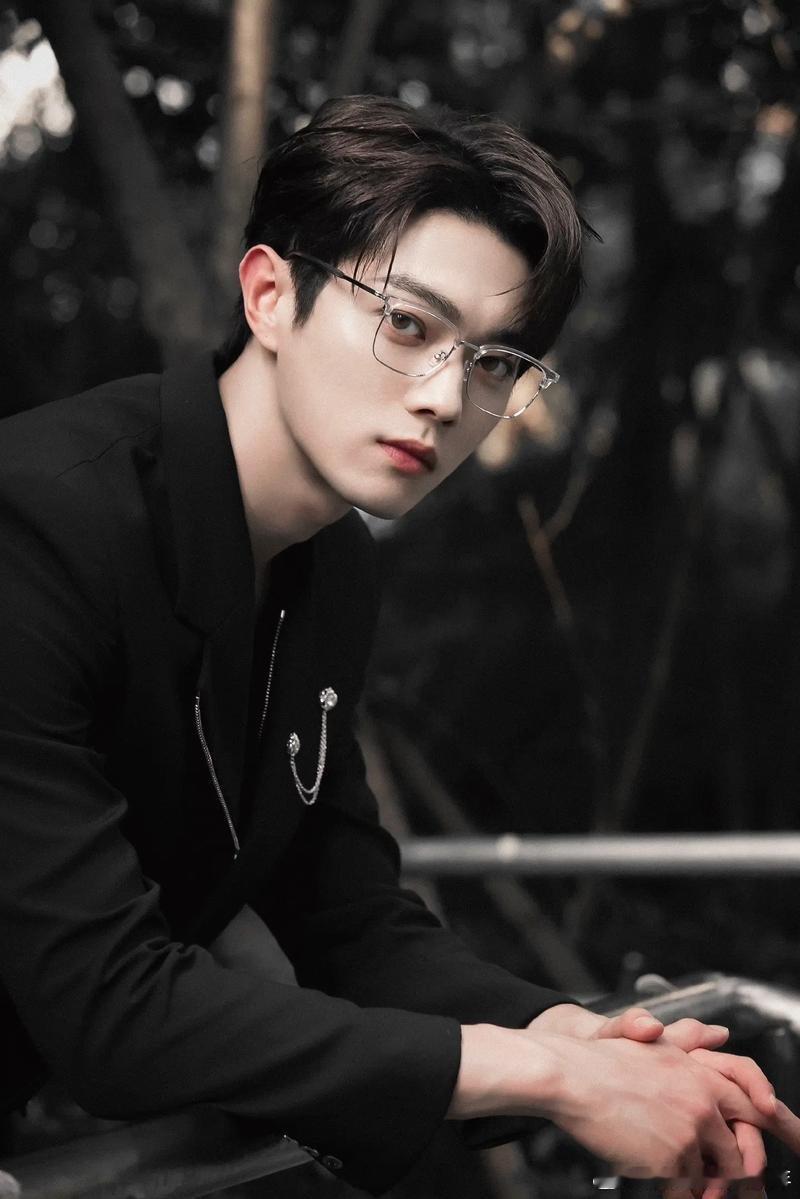 许凯好漂亮的小哥哥呦许凯