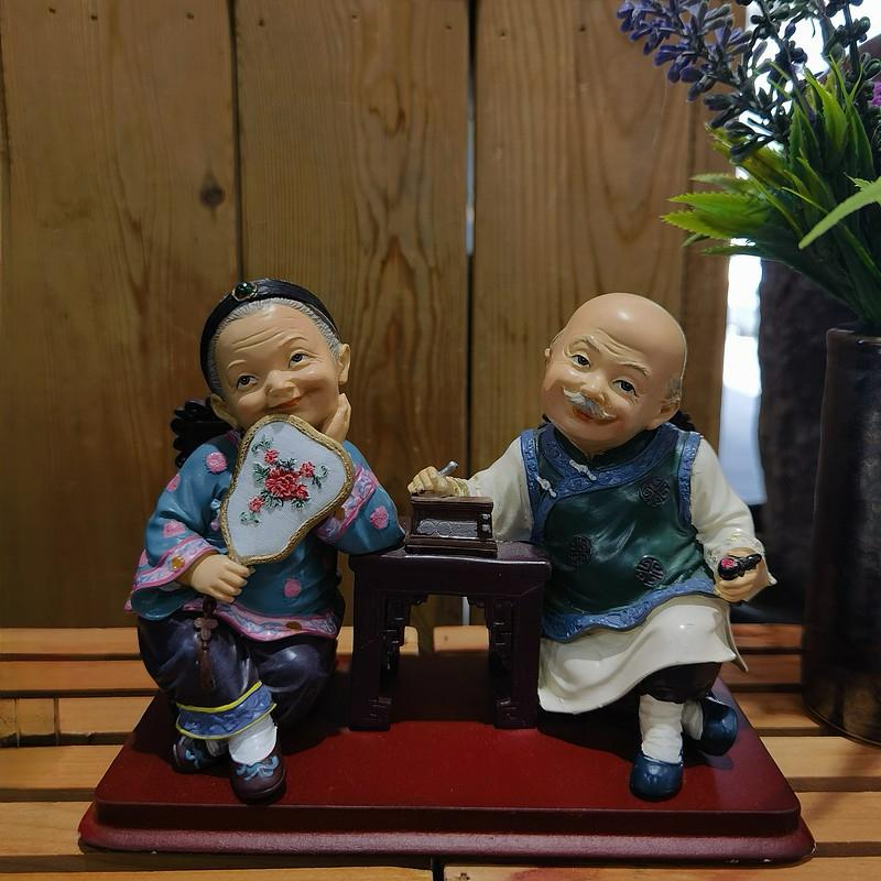 知足好，倘若普通人没有“知足常乐”这点“傻劲儿”，那么活着就是非常辛苦一件事。