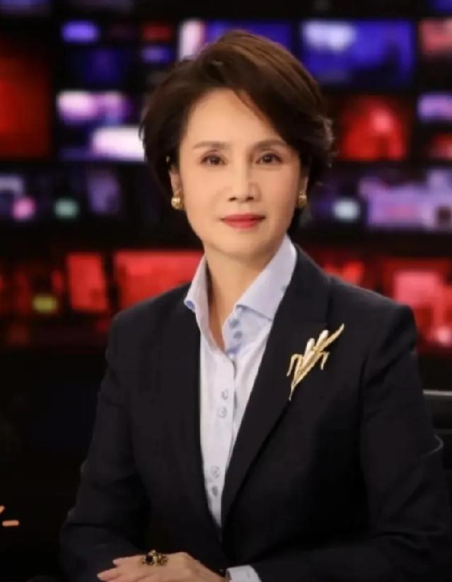 央视名嘴徐俐封神发言！
儿子婚礼上一句话炸翻全网，网友：
′这才是顶级婆婆天花板