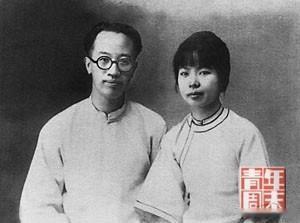 1974年4月30日，71岁的梁实秋和73岁的程季淑，在美国西雅图的街头，迎来了