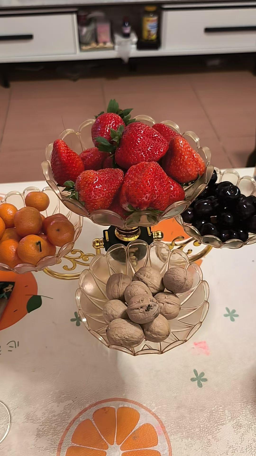 朋友圈里找故事
晒图大赛
随着胖东来的心情假曝光，很多单位已经学习起来了……
这