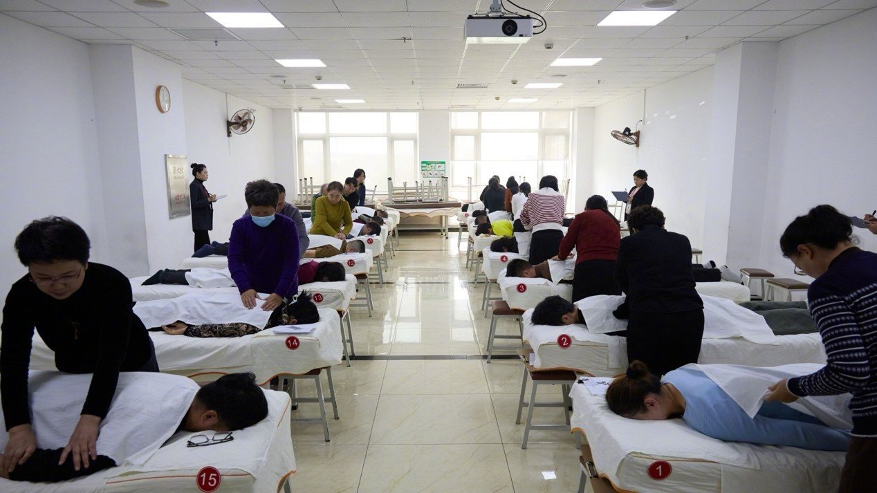 来北按学手艺太火了这几天你刷到那首《来北按，学手艺》没？“来北按，学手艺，服务社