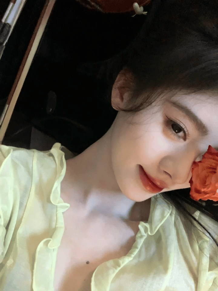 刷到不要无视，妈妈长寿健康 鞠婧祎