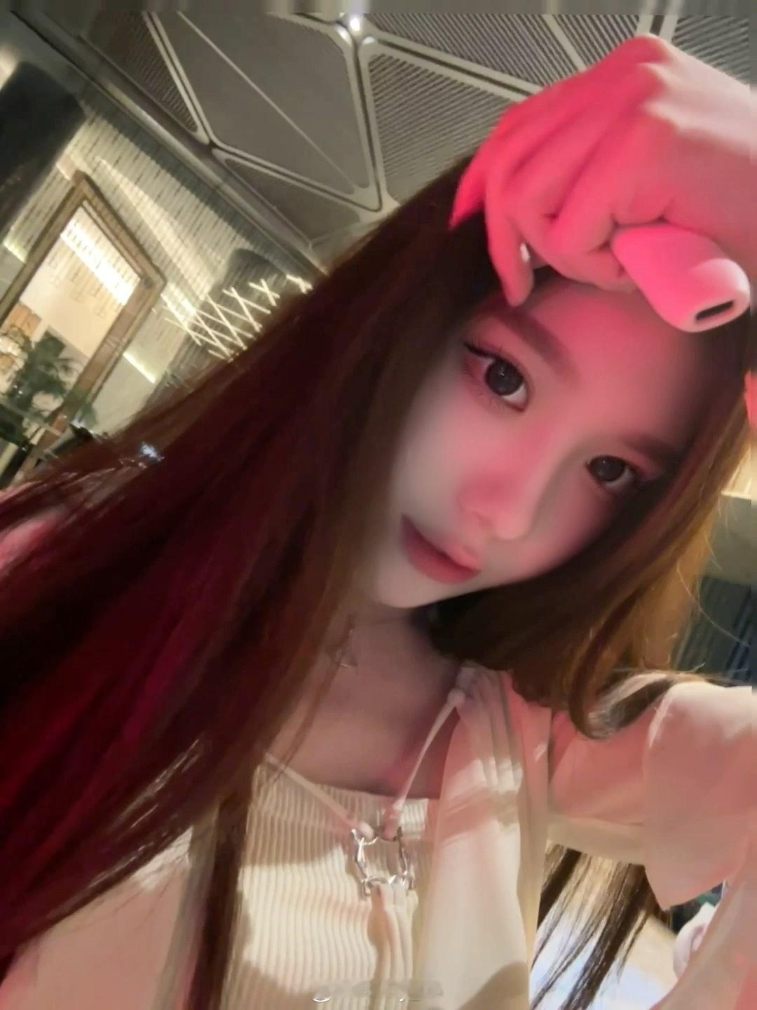 这辈子酒量都练不上去了[苦涩] ​​​