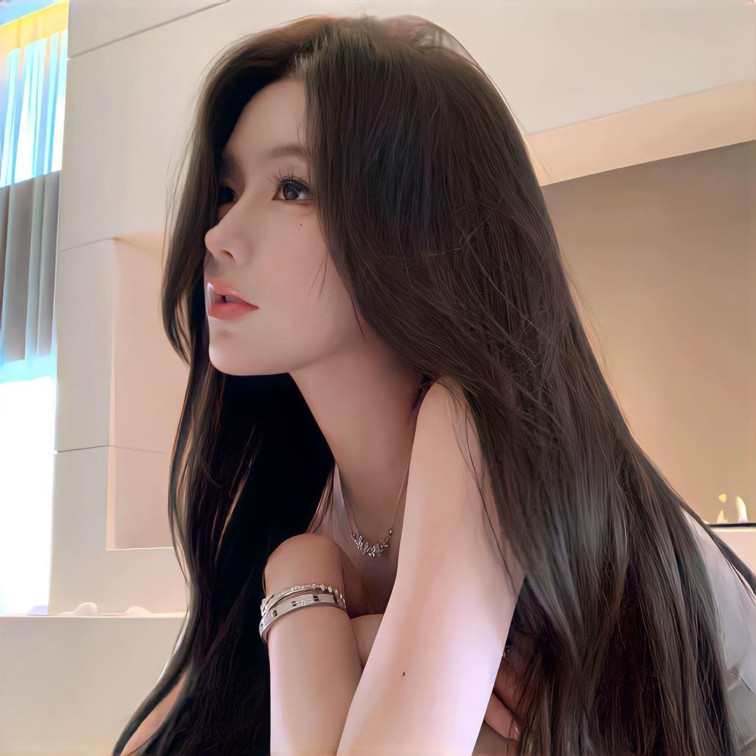 ᵀᵃᵏᵉ ᵐᵉ ⁱⁿ ʸᵒᵘʳ ᵃʳᵐˢ ʷⁱᵗʰ ˢᵘᵐᵐᵉʳ.把我和夏天一起
