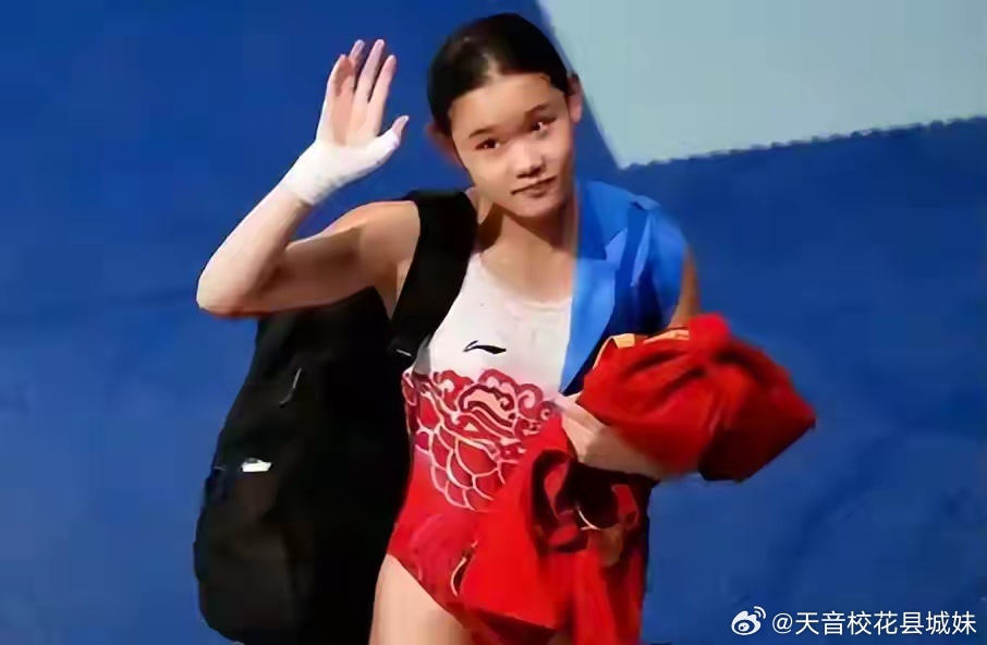 张家齐自曝财务困境，15年血汗钱被亲妈攥死，穿平价衣物住串串房 ​​​