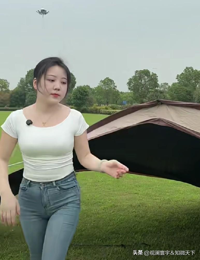 大热天露营，蚊子太多了！