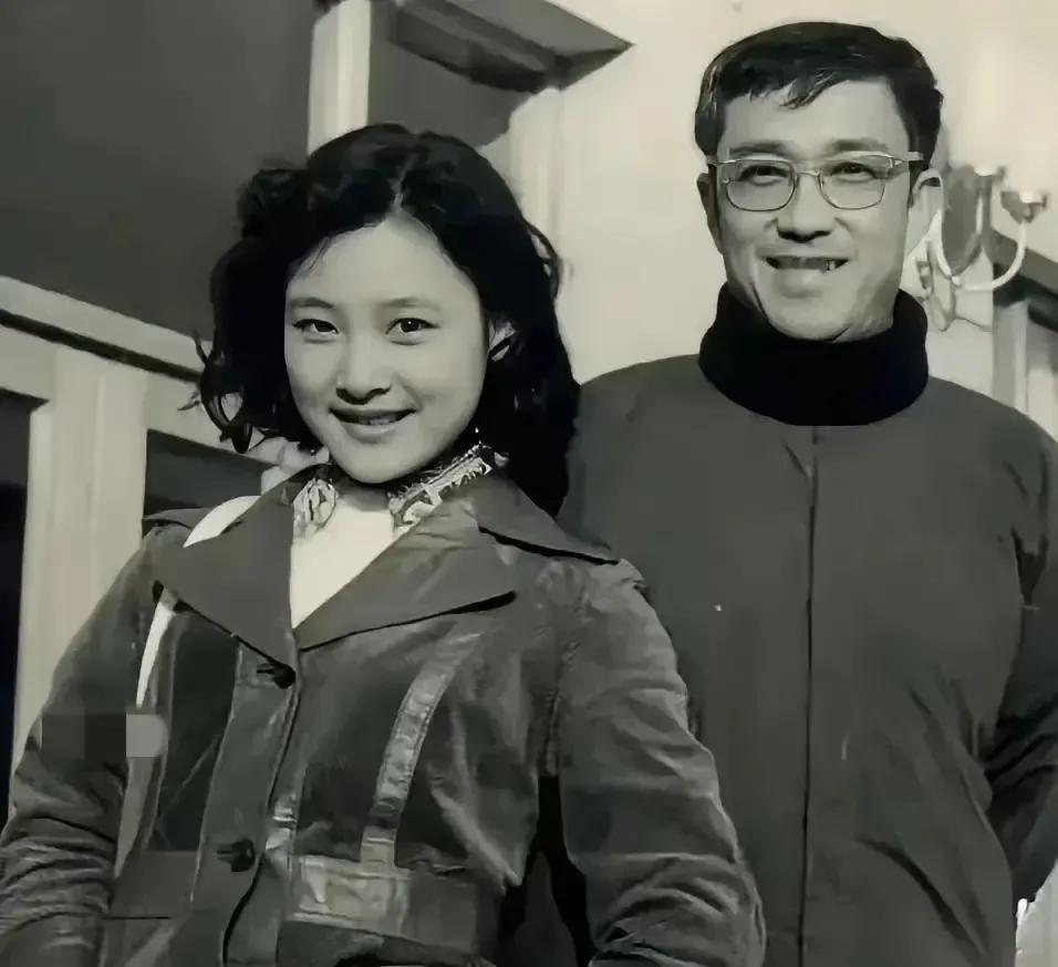 当年，他算不算影界最出色的导演？他的影片，几乎占据了最高领奖台，和张艺谋导演一样