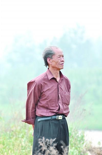 陈忠实《白鹿原》中的这句话，道破了做人最朴素的智慧。行事不必纠结旁人目光，唯有对