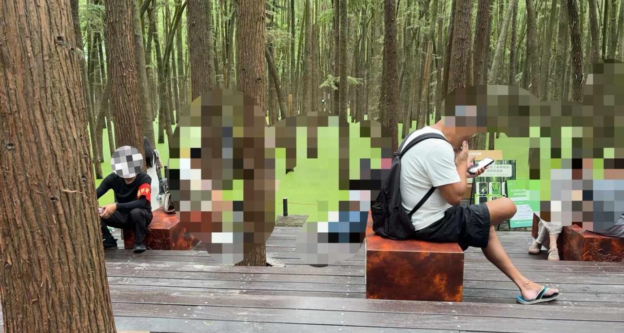 请管一下抽烟的吧