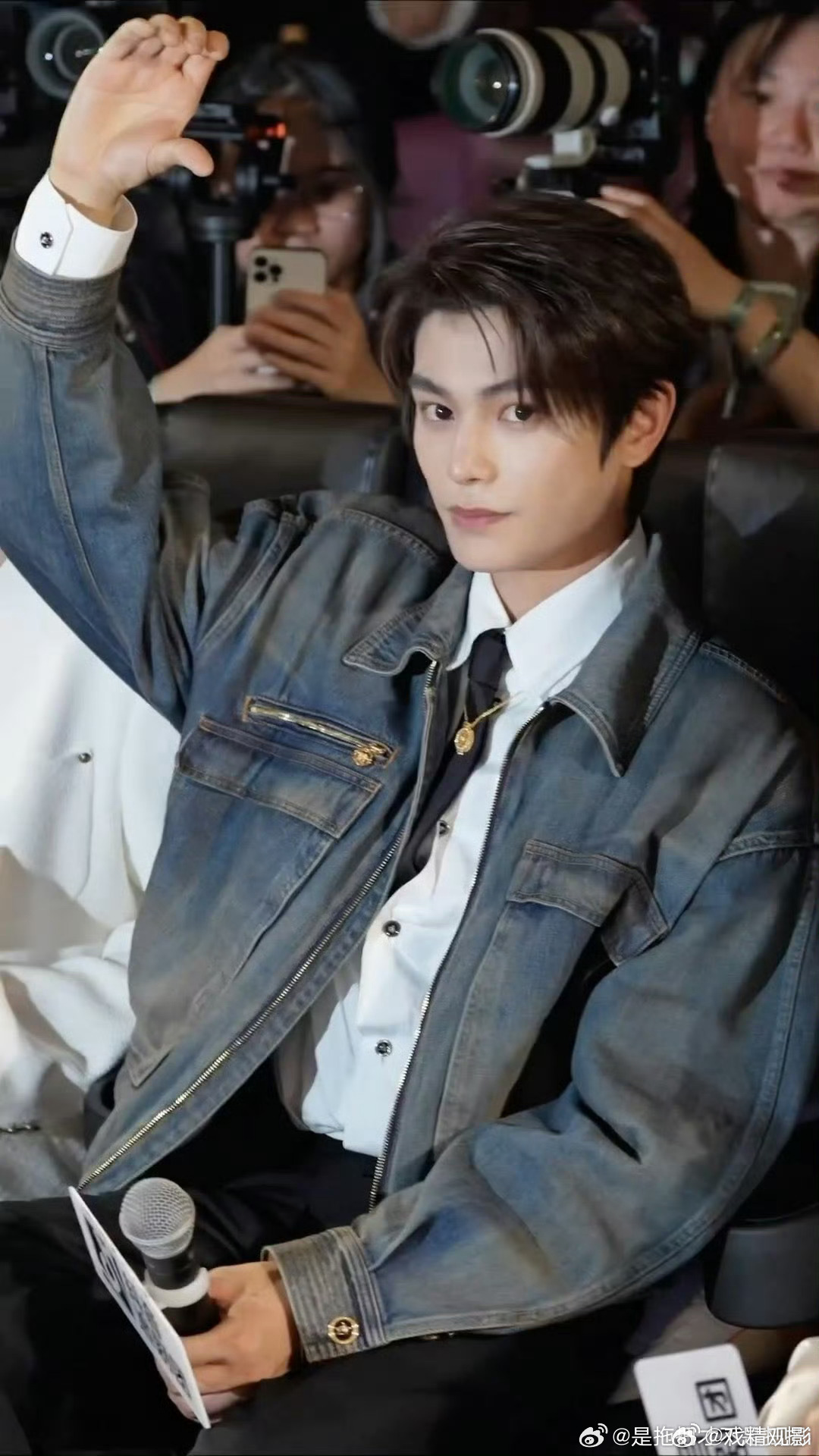 丁禹兮每一个视角都没有废片 刷到丁禹兮的图直接被击中，古装现代装切换自如，连抓拍