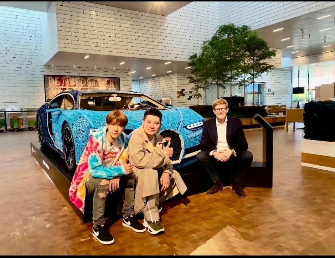 王一博——乐高百年历史上全球第一个，也是唯一的一个代言人☝️当年孩子去乐高总部可