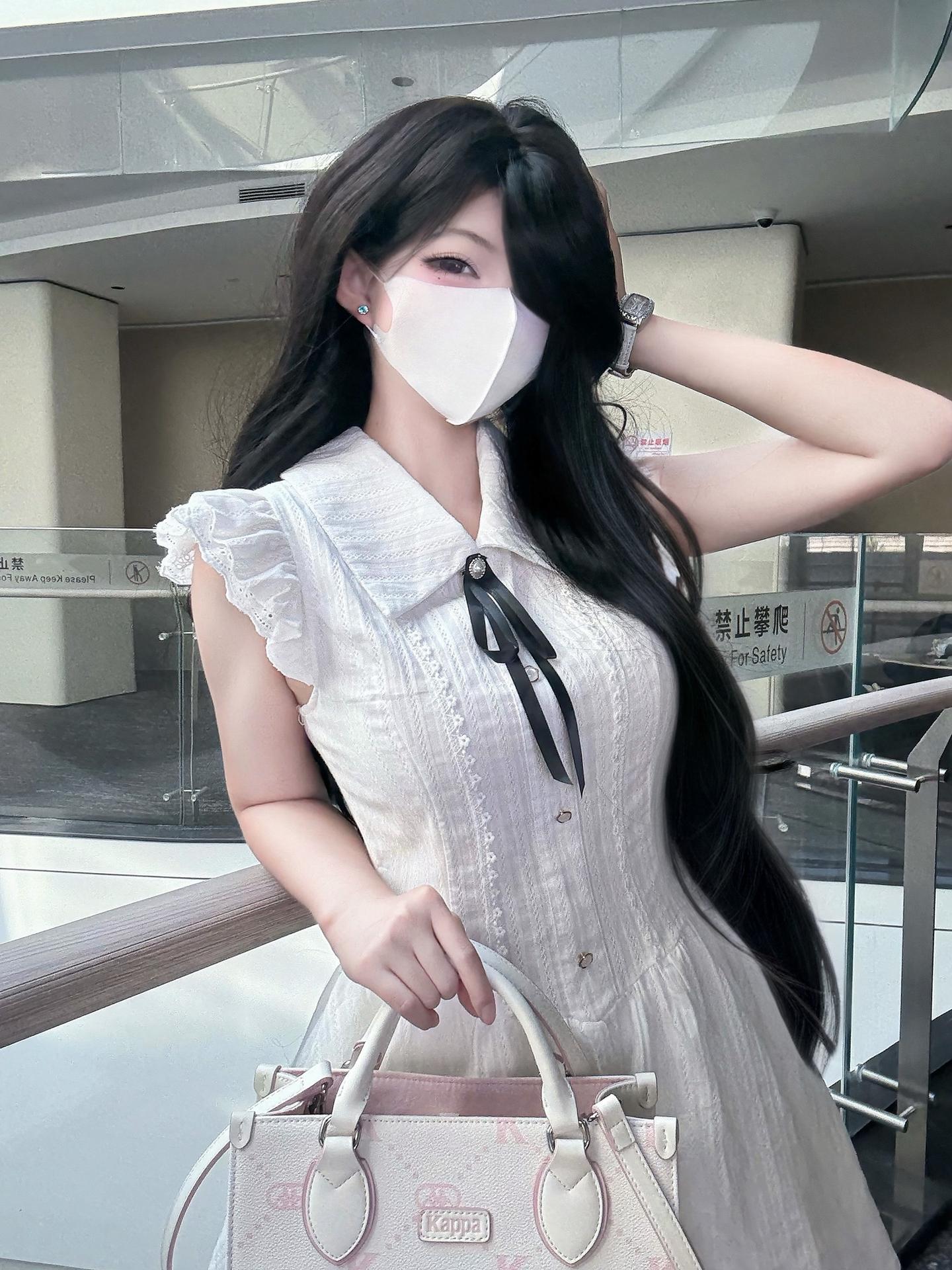 少听那些坏女人的  听我的。