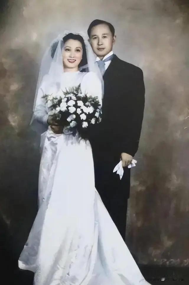 一位情感咨询师说：“所有女人要记住，不管多大岁数，找相伴过日子的男人，别只看长相
