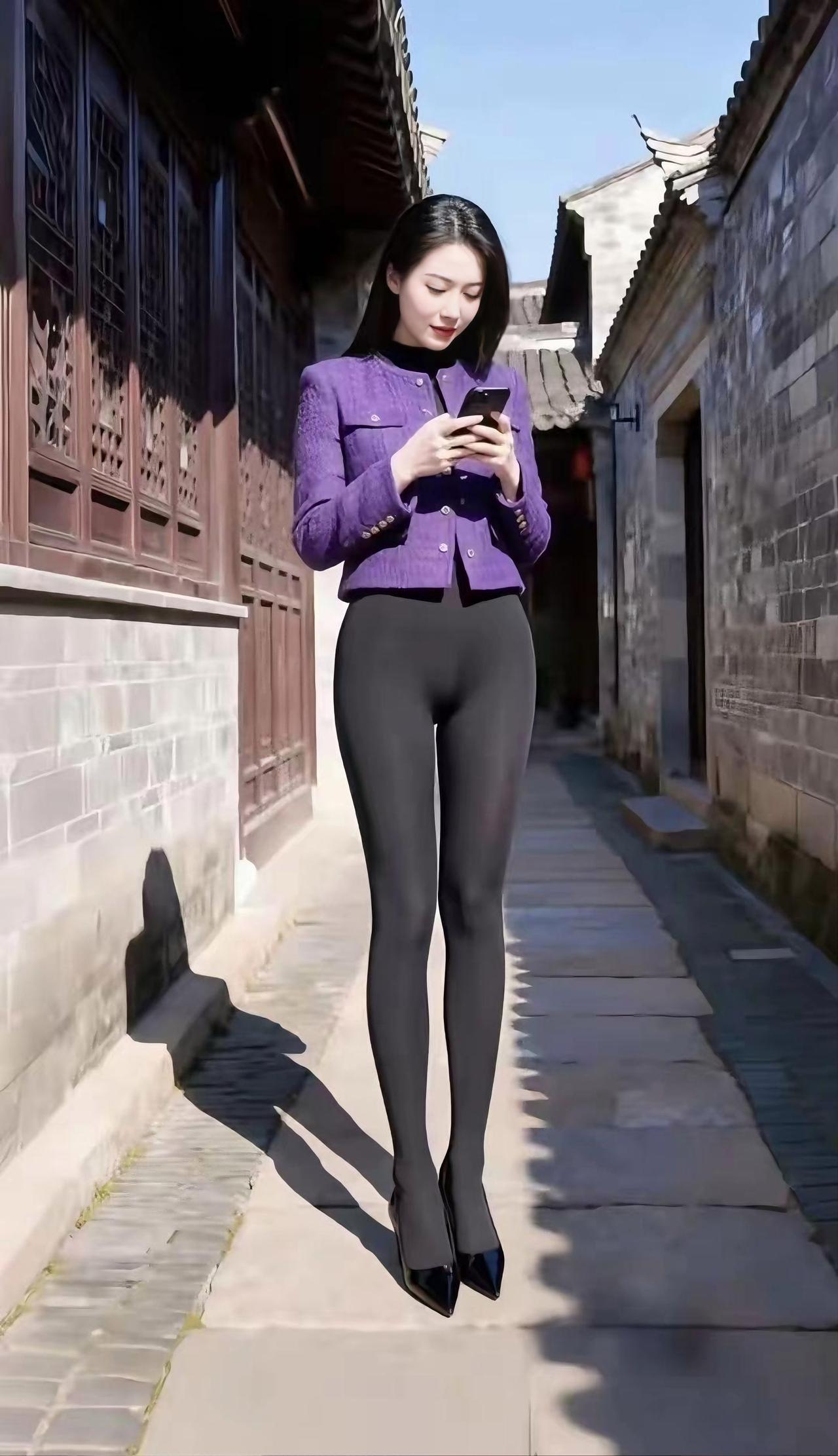 穿得这么时尚，走路带风啊！