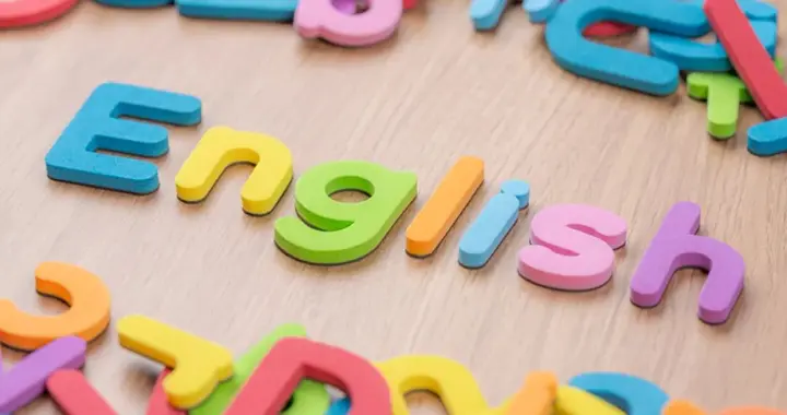 多所高校停招外语专业，并非外语学习“终场哨”