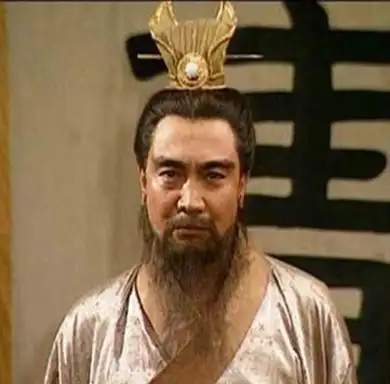 曹操到底有多可怕？他不是奸臣那么简单而是真正改变三国走向的人