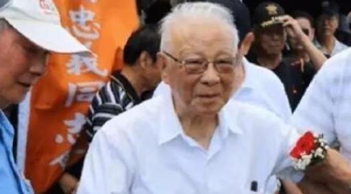 一名国民党退役上将，曾经说出了一句振聋发聩的话：过去国民党反共，是认为国民党比共