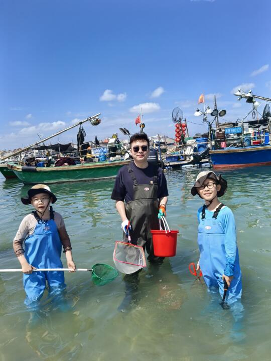 东北小学生错峰出行第三站陵水