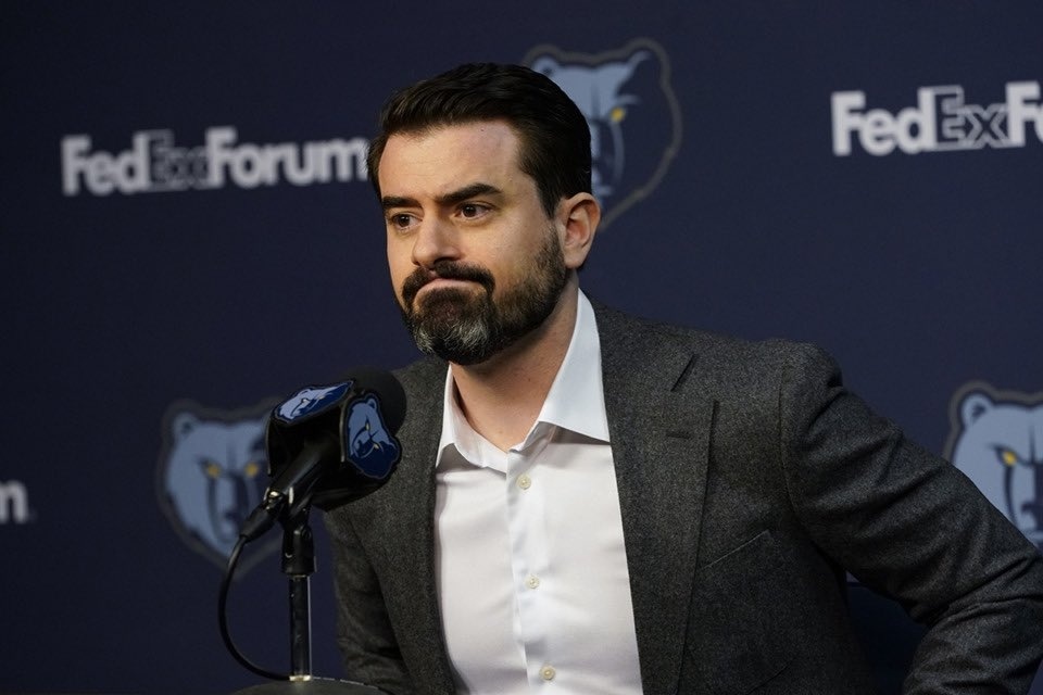 NBA 据Shams报道，灰熊队是唯一一支投票反对新的反摆烂规则和NBA选秀抽签
