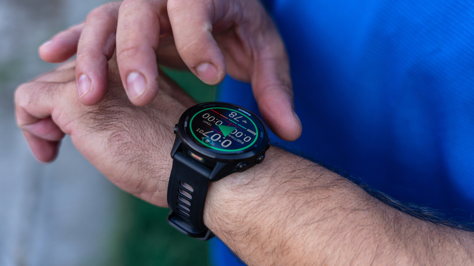为什么运动用户还是选 Garmin 而不是 Apple Watch，这几点差距很