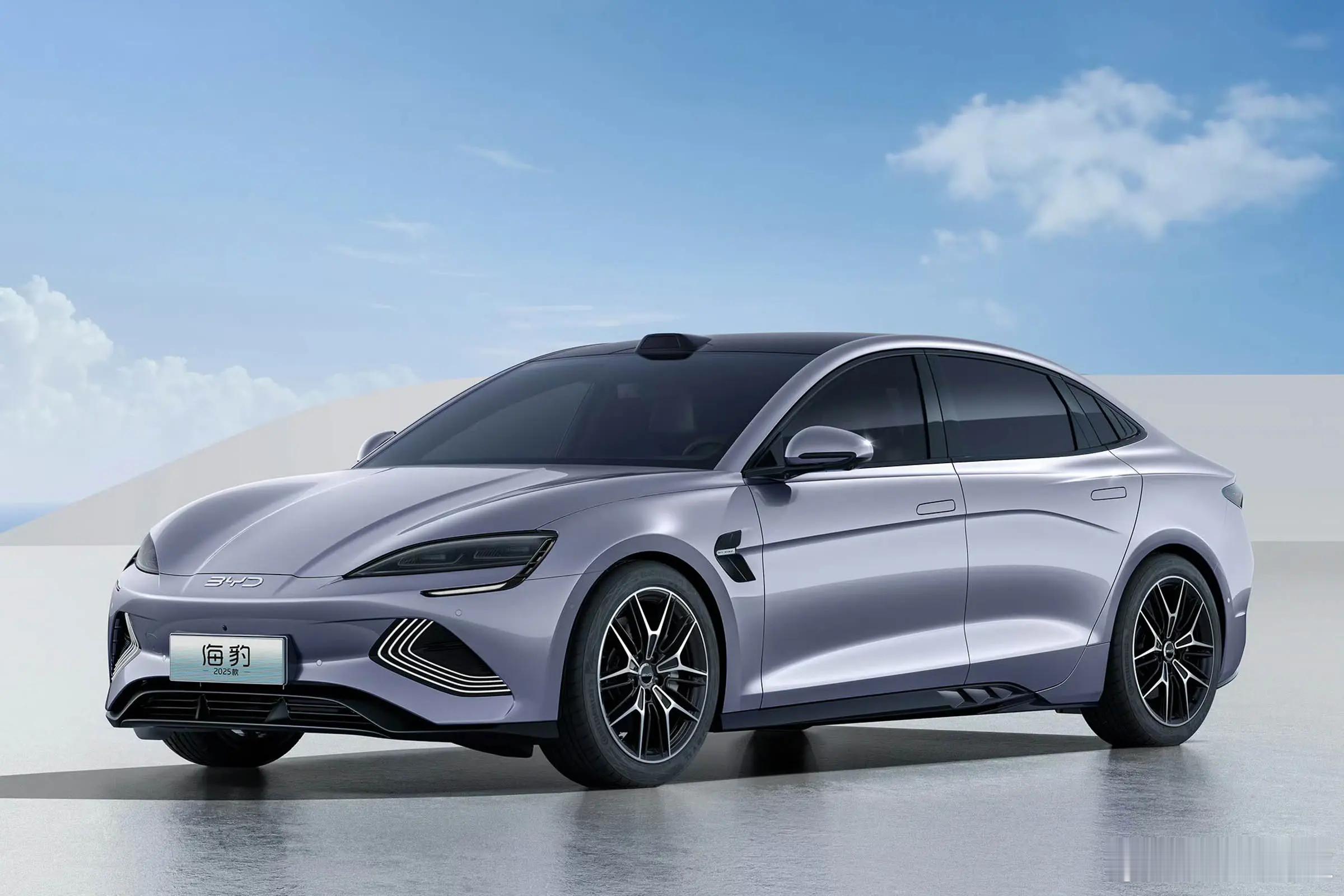 方城豹轿车系列的命名首先要跳出思维贯性：一定要用元素命名么？肯定是围绕着产品的特