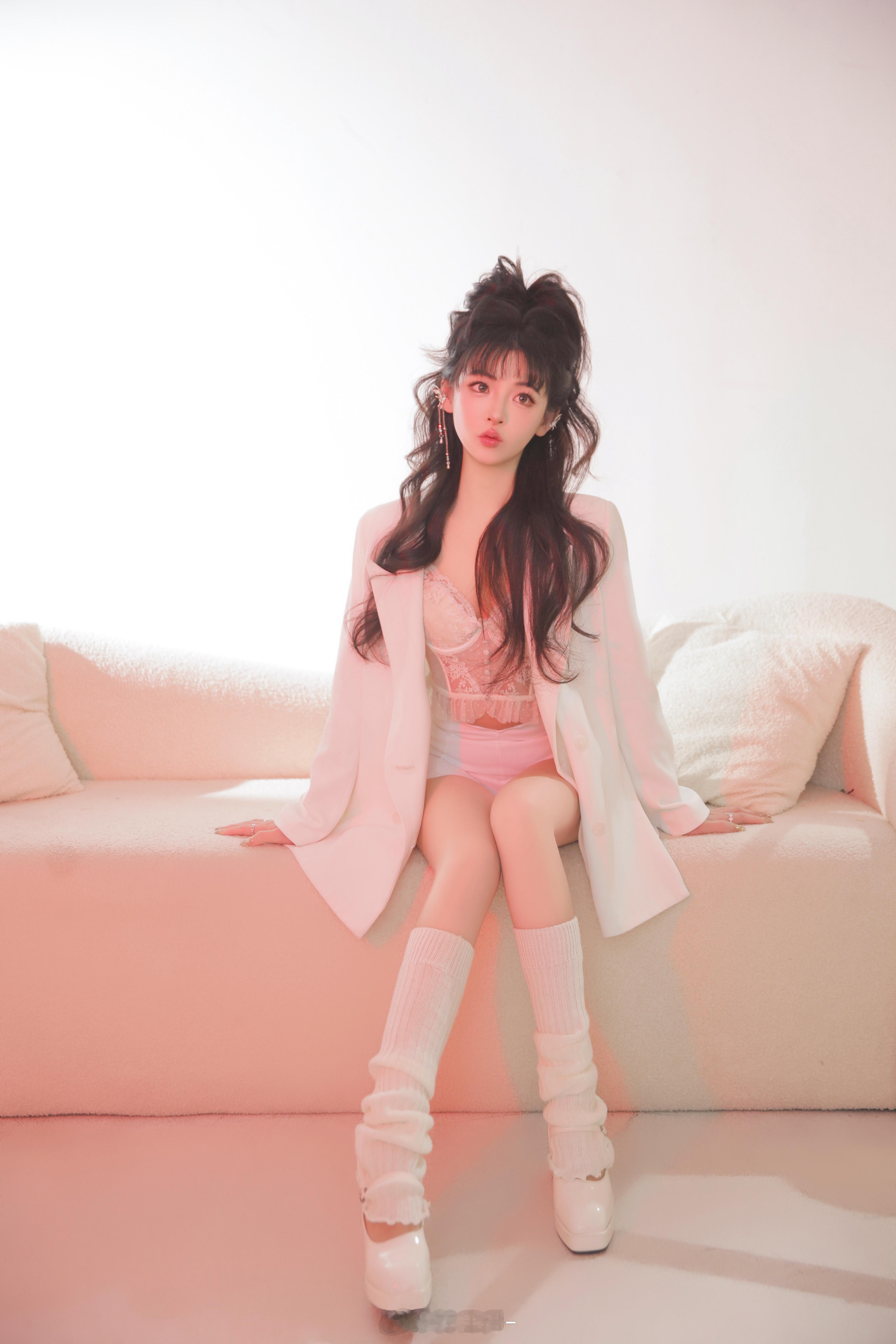#林津伊[超话]# 拍下一瞬间的惊喜[喵喵][喵喵][喵喵][喵喵] ​​​