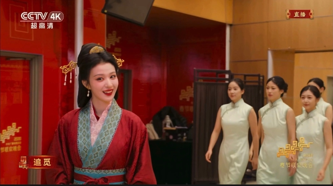 哈哈哈哈哈，王楚然被沈腾问懵了沈腾问王楚然血压挺好的话说王楚然汉服真美