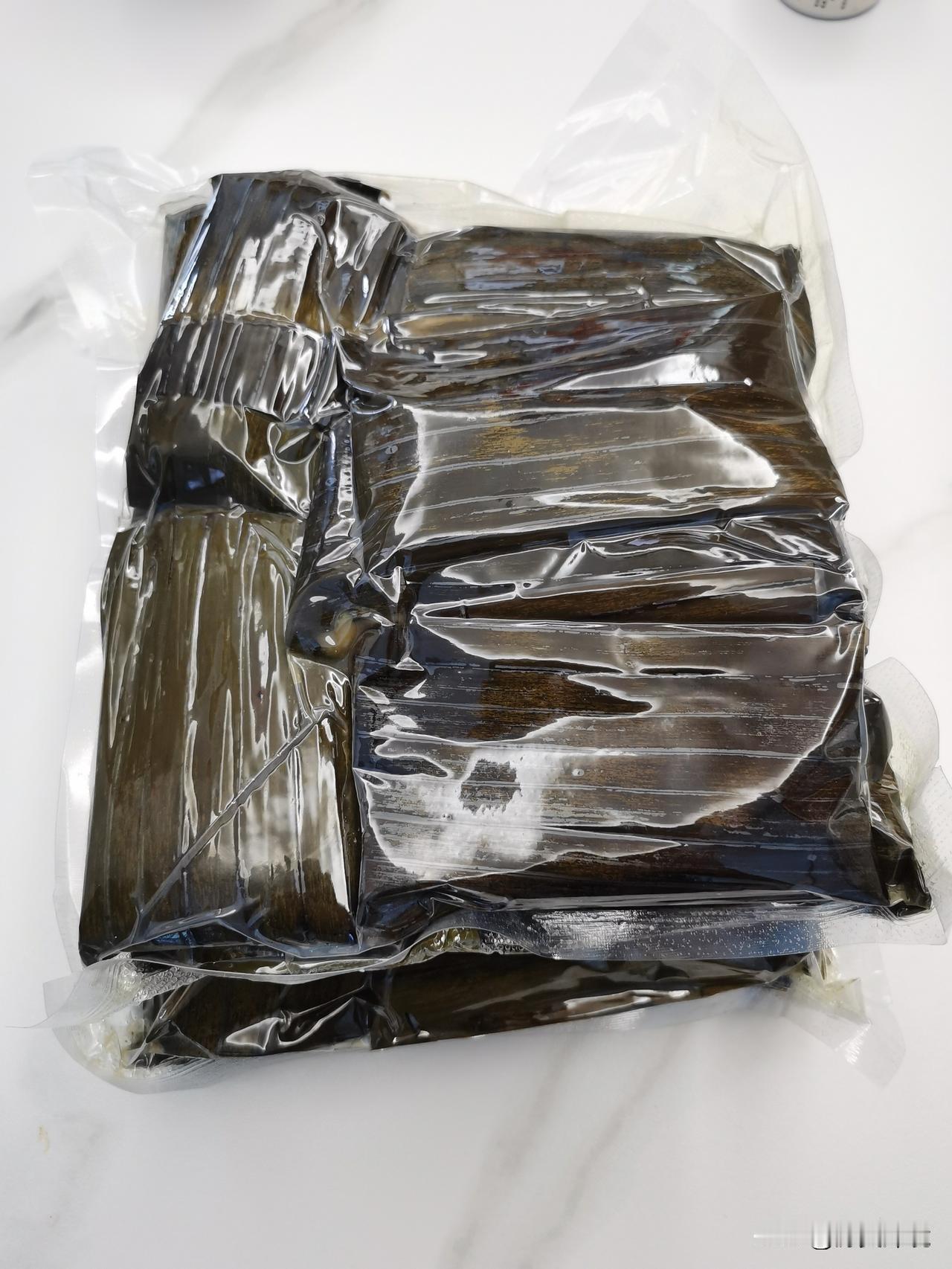 泼水粑粑趣事

云南的西双版纳和德宏州是中国傣族聚居区，欢迎大家前往共度泼水节。