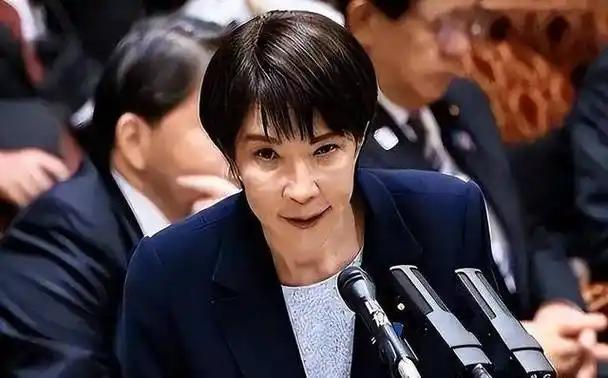 高市早苗这步棋，走得太艰难了！一边是特朗普的强硬呼吁，一边是自身利益的束缚，沉默
