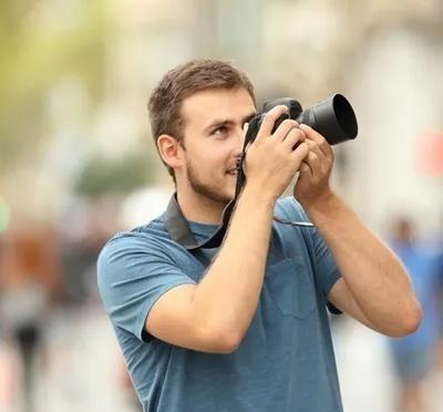 很多人看不明白，为啥咱们国家突然就放开了签证，就让老外随便来了？其实，国家是在下