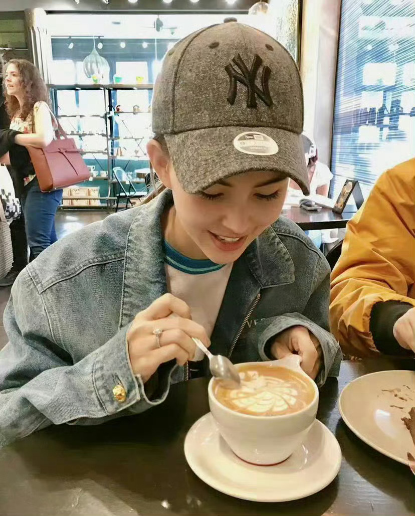 轻轻的尝一口你说的爱我[心] ​​​