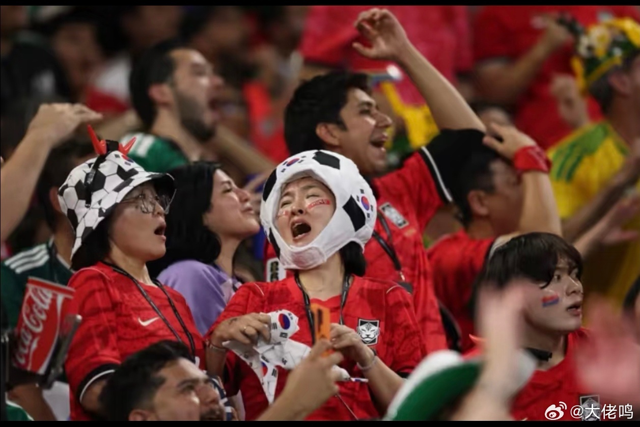 韩国输球众生相韩国打平即出线结果输了 哈哈哈哈这都是国足曾经有过的待遇，当时，你