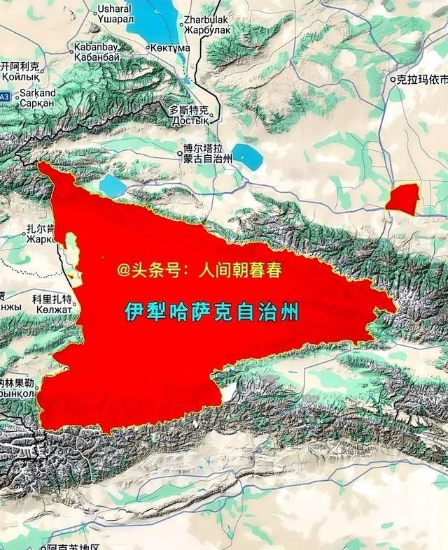 摊开中国地图，有个地方简直就是个“BUG”，叫伊犁河谷。你把整个西藏的耕地全算上