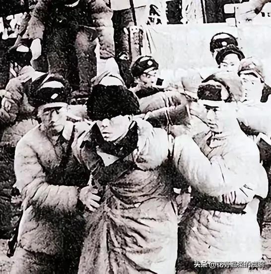 浙东山村潜伏大案：男扮女装躲藏29年，1978年暗室揪出国民党特务
 
1978