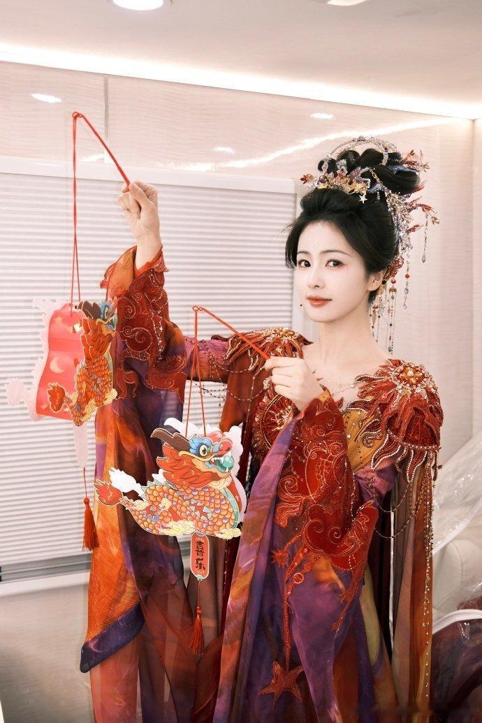 白鹿元宵节营业 ​​​
