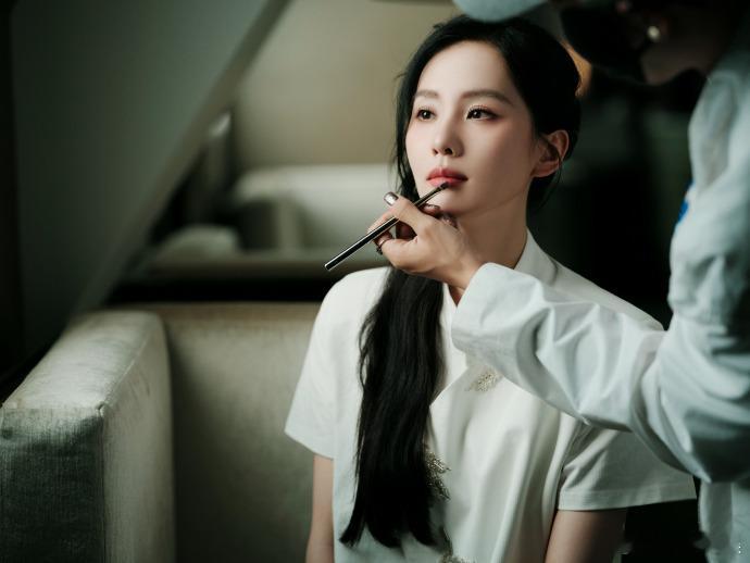 #刘诗诗巴黎奥运造型look##刘诗诗穿的好像朱迪# 刘诗诗的巴黎奥运造型loo