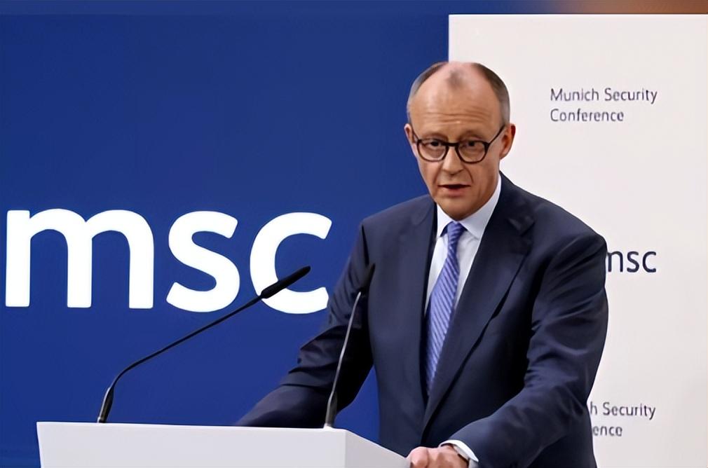 ·德国多党支持率集体大跌，默茨执政遇困，德方计划五月派高官访华洽谈合作
 
近期