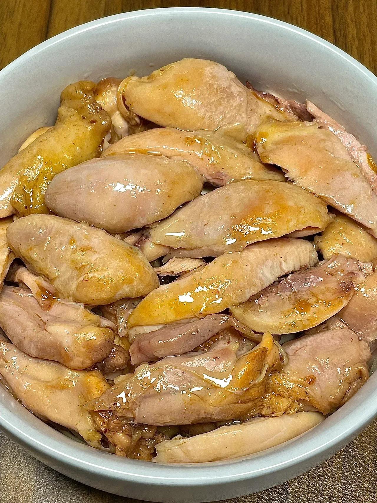 想告诉全世界这个真的巨巨巨好吃！！|||大口吃肉不长肉，手撕盐焗鸡腿🍗
鲜嫩多